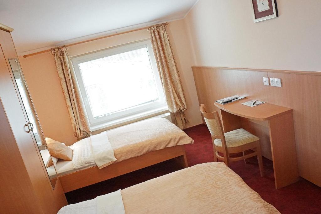 Guest House Pri Gondoli Maribor Exterior photo